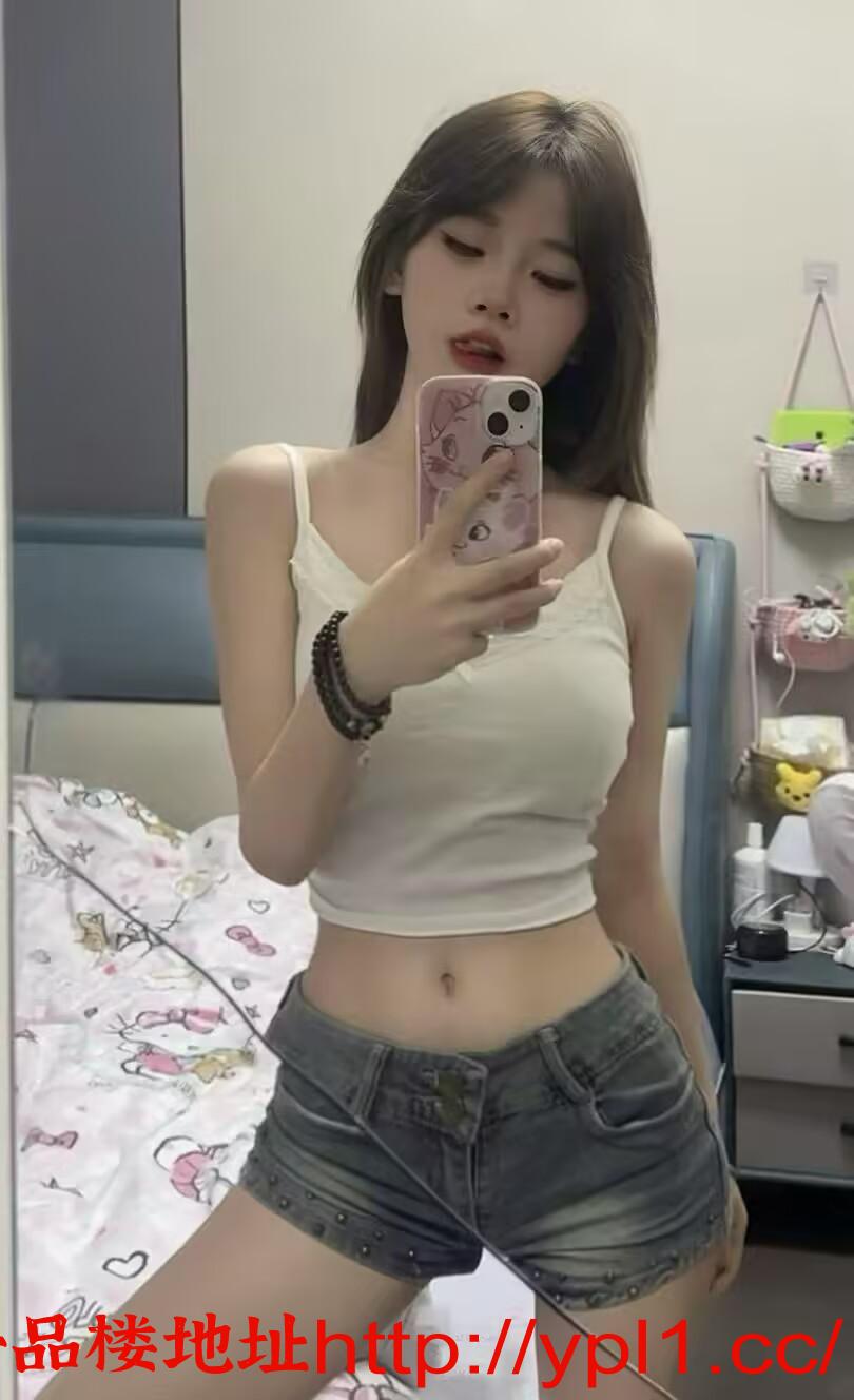 4CDAEDF8F42B7AF7630F789F4550DEAE.jpg