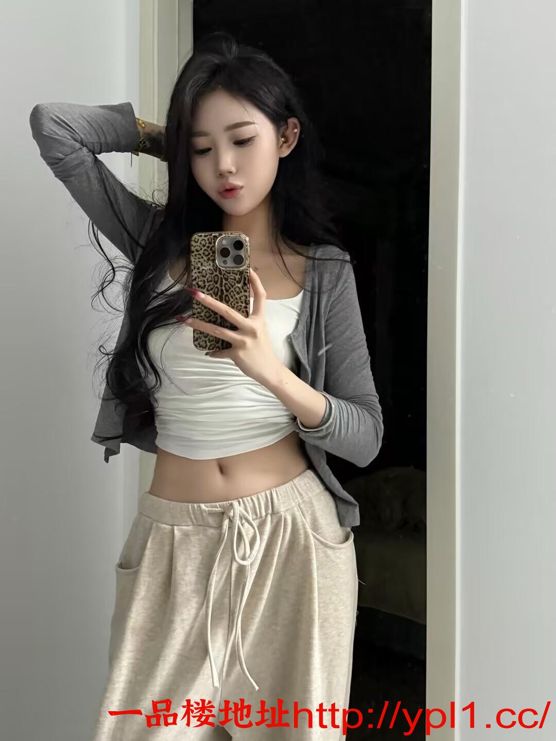 22C99DD55B400EECC3AE2CF1EA426F44.jpg