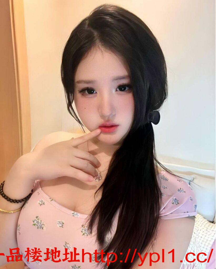 72f2e852f2d1076e950ce1902df91858-821x1024.jpg