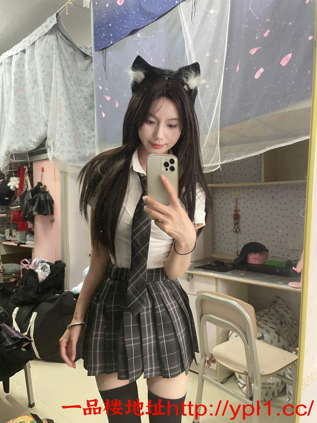 90e6a5e5b41e3a3fff7165c86bef1de0.jpg
